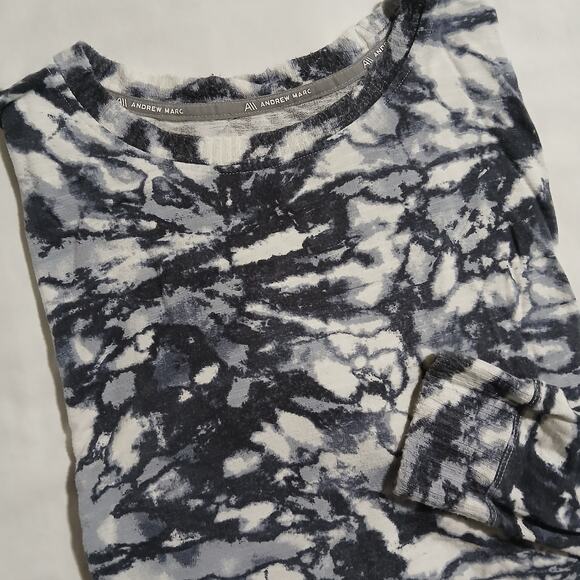Andrew Marc  Large Navy/White Tie-Dye Women's Long-Sleeved top Easy Care - Picture 12 of 14